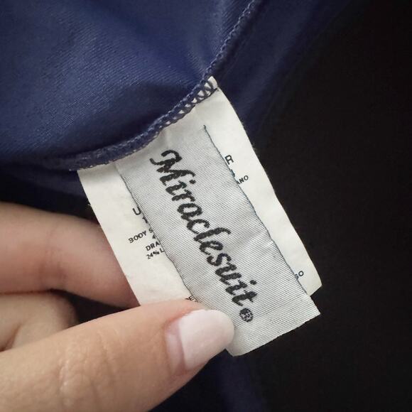 MIRACLESUIT Escape One Piece Swimsuit Navy Blue 14 - Picture 7 of 8